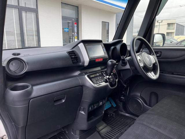 Ｎ－ＢＯＸ Ｇ　ＳＳパッケージ　純正ナビ　両側パワースライドドア　シートヒーター　バックカメラ　スマートキー　ＥＴＣ　Ｂｌｕｅｔｏｏｔｈ　フルセグ　ＨＩＤヘッドライト　オートライト　電動格納ミラー　アイドリングストップ（46枚目）