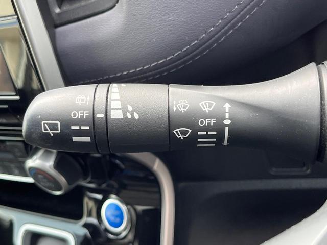 セレナ ｅ－パワー　ハイウェイスターＶ　純正１０型ナビ　後席モニター　全周囲カメラ　ハンズフリー両側電動ドア　セーフティパックＡ　リアオートエアコン　プロパイロット　禁煙車　前席シートヒーター　コーナーセンサー　スマートキー　ＬＥＤヘッド（61枚目）