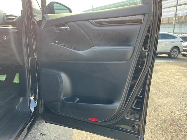 アルファード ２．５Ｓ　タイプゴールドＩＩＩ　モデリスタフルエアロ　ナビ機能付き純正９型ディスプレイオーディオ　後席モニター　バックカメラ　両側電動ドア　１００Ｖ電源　セーフティセンス　レーダークルーズ　禁煙車　電動リアゲート　ハーフレザーシート（49枚目）