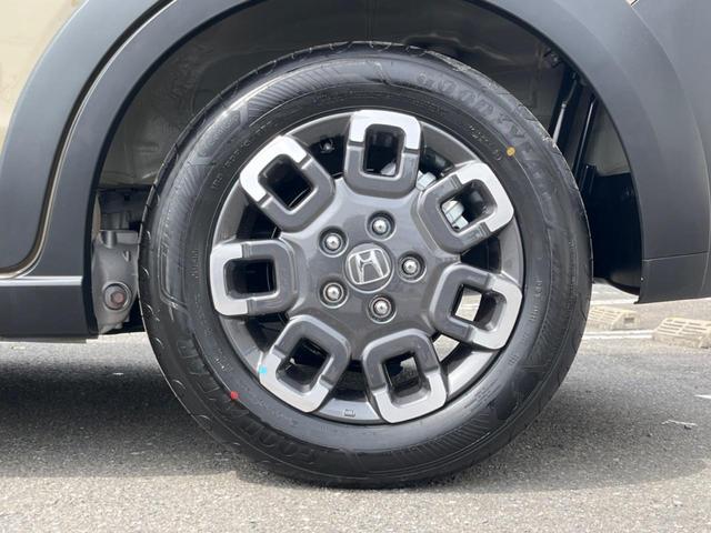 フリード ｅ：ＨＥＶクロスター　登録済未使用車　ホンダセンシング　アダプティブクルーズコントロール　シートヒーター　両側パワースライドドア　ＢＳＭ　電動パーキングブレーキ　ＬＥＤヘッドライト　オートライト　スマートキー（49枚目）