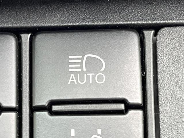 シエンタ ハイブリッド　ファンベースＧ　純正９インチナビ　パノラミックビューモニター　クルーズコントロール　セーフティセンス　両側パワースライドドア　クリアランスソナー　オートハイビーム　スマートキー　ＥＴＣ　Ｂｌｕｅｔｏｏｔｈ（33枚目）