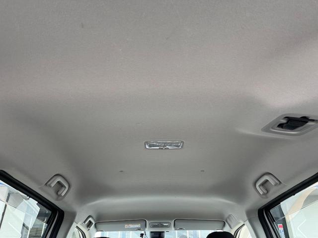 シエンタ ハイブリッド　ファンベースＧ　純正９インチナビ　パノラミックビューモニター　クルーズコントロール　セーフティセンス　両側パワースライドドア　クリアランスソナー　オートハイビーム　スマートキー　ＥＴＣ　Ｂｌｕｅｔｏｏｔｈ（50枚目）