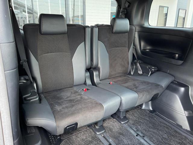 アルファード ２．５Ｓ　タイプゴールド　ムーンルーフ　純正９型ディスプレイオーディオ　ナビキット　後席モニター　バックカメラ　両側電動スライドドア　セーフティセンス　レーダークルーズ　禁煙車　パワーバックドア　三眼ＬＥＤヘッド　ＥＴＣ（10枚目）