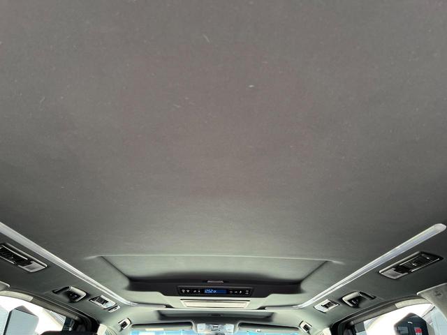 アルファード ２．５Ｓ　タイプゴールド　ムーンルーフ　純正９型ディスプレイオーディオ　ナビキット　後席モニター　バックカメラ　両側電動スライドドア　セーフティセンス　レーダークルーズ　禁煙車　パワーバックドア　三眼ＬＥＤヘッド　ＥＴＣ（43枚目）
