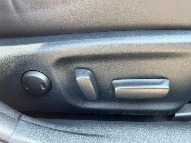 クラウンハイブリッド アスリートＧ　メーカーナビ　ムーンルーフ　プリクラッシュセーフティ　レーダークルーズコントロール　インテリジェントクリアランスソナー　１８インチスパッタリングＡＷ　黒革シート　シートベンチレーション（37枚目）