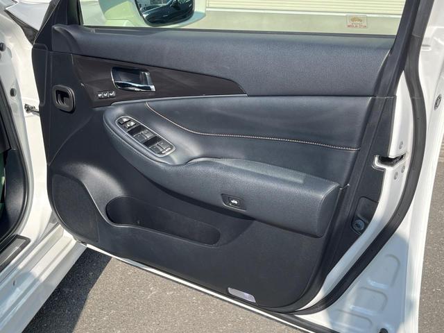 クラウンハイブリッド アスリートＧ　メーカーナビ　ムーンルーフ　プリクラッシュセーフティ　レーダークルーズコントロール　インテリジェントクリアランスソナー　１８インチスパッタリングＡＷ　黒革シート　シートベンチレーション（48枚目）