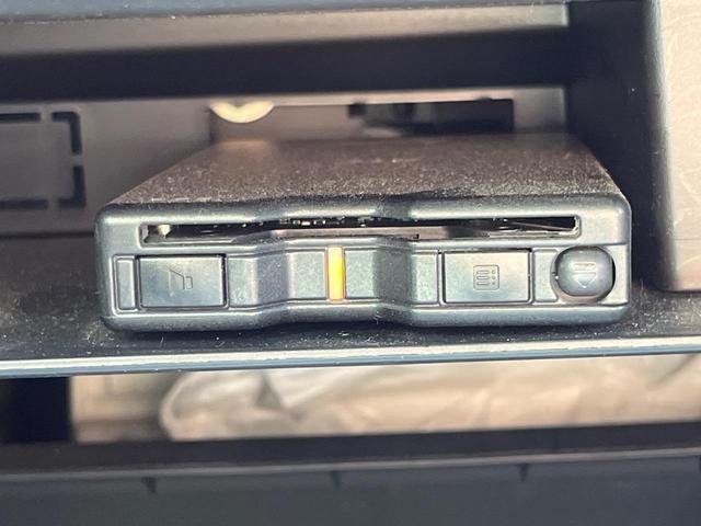 タフト Ｇ　ガラスルーフ　ＳＤナビ　バックカメラ　スマートアシスト　禁煙車　コーナーセンサー　スマートキー　ＬＥＤヘッド　ＥＴＣ　純正１５インチアルミ　オートハイビーム　車線逸脱警報　オートライト（8枚目）