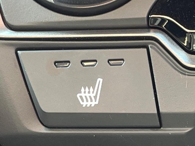 シビック ハッチバック　ターボ　純正ナビ　ホンダセンシング　アダプティブクルーズコントロール　シートヒーター　ＬＥＤヘッドライト　オートライト　パドルシフト　バックカメラ　Ｂｌｕｅｔｏｏｔｈ　フルセク　スマートキー（7枚目）