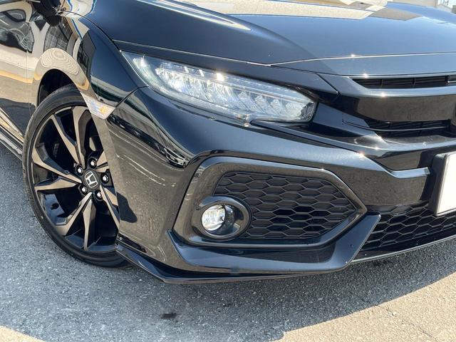 シビック ハッチバック　ターボ　純正ナビ　ホンダセンシング　アダプティブクルーズコントロール　シートヒーター　ＬＥＤヘッドライト　オートライト　パドルシフト　バックカメラ　Ｂｌｕｅｔｏｏｔｈ　フルセク　スマートキー（12枚目）