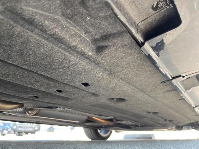 シビック ハッチバック　ターボ　純正ナビ　ホンダセンシング　アダプティブクルーズコントロール　シートヒーター　ＬＥＤヘッドライト　オートライト　パドルシフト　バックカメラ　Ｂｌｕｅｔｏｏｔｈ　フルセク　スマートキー（23枚目）