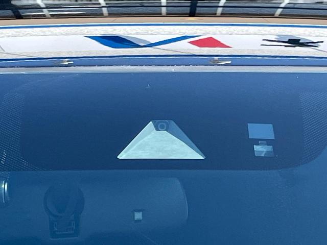 シビック ハッチバック　ターボ　純正ナビ　ホンダセンシング　アダプティブクルーズコントロール　シートヒーター　ＬＥＤヘッドライト　オートライト　パドルシフト　バックカメラ　Ｂｌｕｅｔｏｏｔｈ　フルセク　スマートキー（42枚目）