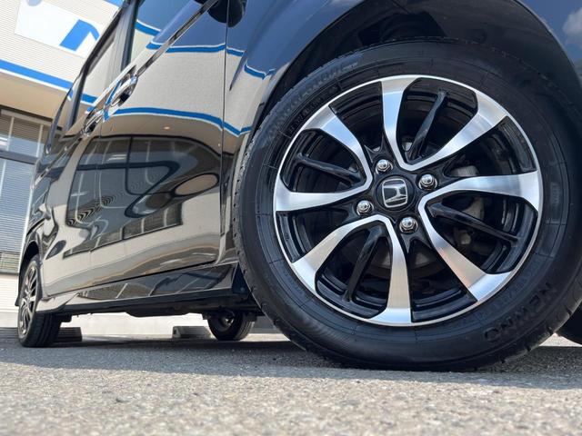 Ｎ－ＢＯＸカスタム Ｇ・Ｌホンダセンシング　電動スライド　純正ナビ　バックカメラ　ホンダセンシング　アダプティブクルーズコントロール　禁煙車　シートヒーター　レーンキープ　スマートキー　ＬＥＤヘッドライト　ＥＴＣ（13枚目）