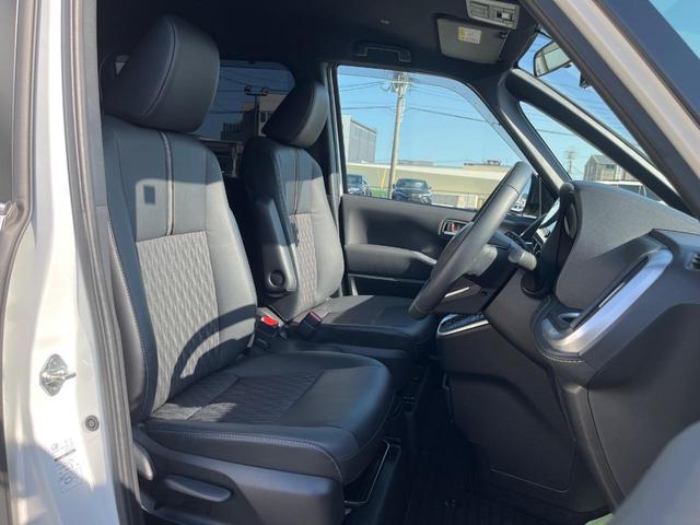 �y�n�[�t���U�[�V�[�g�z�������ƍ���S�n�𗼗������l�C�̃V�[�g���w�ʁE���ʂ̃t�@�u���b�N�f�ނ́A�ʋC���̗ǂ��⊊��ɂ����ɗD��Ă��܂��B�C���╞���ɍ��E���ꂸ���K�ɂ���肢�������܂��B