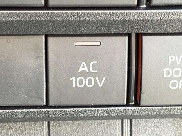 ヴォクシー ハイブリッドＳ－Ｚ　両側電動ドア　バックカメラ　１００Ｖ電源　衝突軽減　レーダークルーズ　禁煙車　電動リアゲート　ハーフレザー　コーナーセンサー　スマートキー　ＬＥＤヘッド　純正１７アルミ（38枚目）