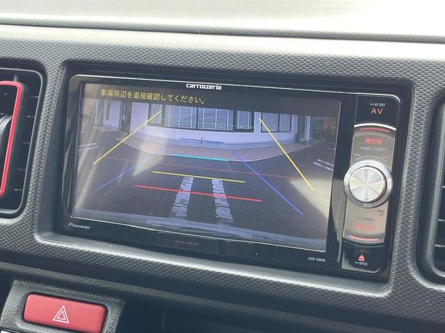 アルトターボＲＳ ベースグレード　ターボ　ＳＤナビ　バックカメラ　レーダブレーキサポート　禁煙車　シートヒーター　スマートキー　ＨＩＤヘッド　ビルトインＥＴＣ　専用１５インチアルミ　オートライト　オートエアコン　パドルシフト（4枚目）