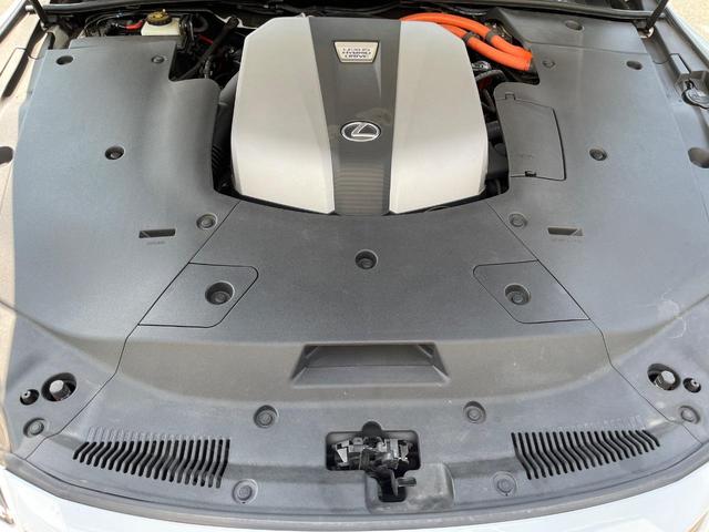 ＬＳ ＬＳ５００ｈ　Ｆスポーツ　サンルーフ　純正１２．３型ナビ　全周囲カメラ　デジタルインナーミラー　１００Ｖ電源　セーフティシステムプラスＡ　レーダークルーズ　禁煙車　ハンズフリー電動リアゲート　半革シート　前席シートエアコン（17枚目）