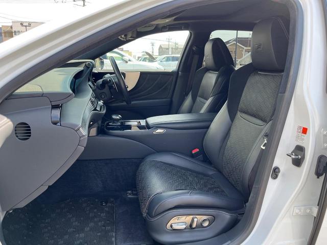 ＬＳ ＬＳ５００ｈ　Ｆスポーツ　サンルーフ　純正１２．３型ナビ　全周囲カメラ　デジタルインナーミラー　１００Ｖ電源　セーフティシステムプラスＡ　レーダークルーズ　禁煙車　ハンズフリー電動リアゲート　半革シート　前席シートエアコン（43枚目）