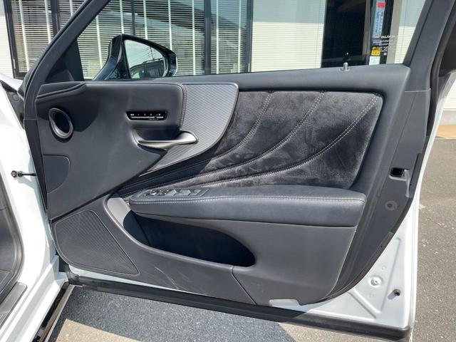 ＬＳ ＬＳ５００ｈ　Ｆスポーツ　サンルーフ　純正１２．３型ナビ　全周囲カメラ　デジタルインナーミラー　１００Ｖ電源　セーフティシステムプラスＡ　レーダークルーズ　禁煙車　ハンズフリー電動リアゲート　半革シート　前席シートエアコン（46枚目）