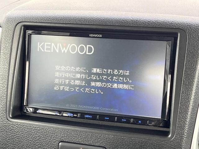 �y�i�r�Q�[�V�����z�ړI�n�܂ł�������ē����Ă����g���₷���i�r�B�a�����������������ڑ�����΂������̃X�}�z��l�o�R�v���C���[�̉��y���Đ��\�I�����̉^�]������Ɋy�����Ȃ�܂��I�I