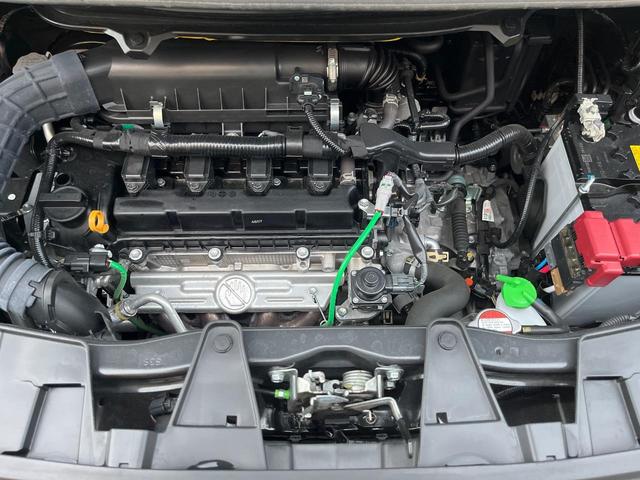 ソリオ ハイブリッドＭＺ　純正９型ナビ　全周囲カメラ　両側電動ドア　セーフティサポート　レーダークルーズ　禁煙車　シートヒーター　コーナーセンサー　スマートキー　ＬＥＤヘッド　純正１５インチアルミ　オートハイビーム（18枚目）