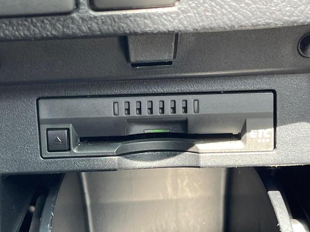 アルファード ２．５Ｓ　後期型　サンルーフ　ＢＩＧ－Ｘ１１型ナビ　バックカメラ　両側電動ドア　１００Ｖ電源　セーフティセンス　レーダークルーズ　禁煙車　コーナーセンサー　スマートキー　ＬＥＤヘッド　ＥＴＣ（25枚目）