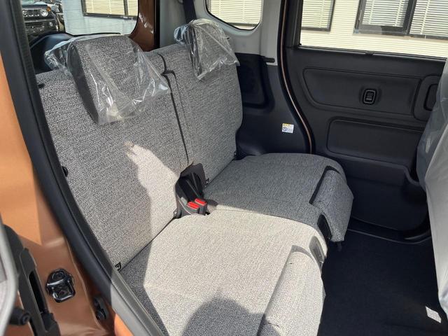 スペーシア ハイブリッドＸ　届出済未使用車　両側電動ドア　衝突軽減　シートヒーター　コーナーセンサー　スマートキー　オットマン　ＬＥＤヘッド　オートハイビーム　車線逸脱警報　オートライト　オートエアコン　アイドリングストップ（9枚目）