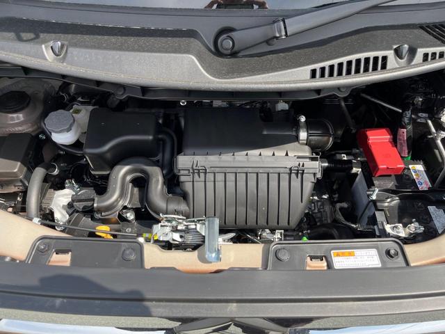 スペーシア ハイブリッドＸ　届出済未使用車　両側電動ドア　衝突軽減　シートヒーター　コーナーセンサー　スマートキー　オットマン　ＬＥＤヘッド　オートハイビーム　車線逸脱警報　オートライト　オートエアコン　アイドリングストップ（18枚目）