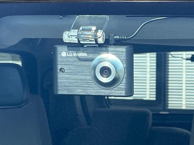 キャスト スタイルＧ　ＳＡＩＩ　ＳＤナビ　バックカメラ　衝突軽減　禁煙車　スマートキー　ＬＥＤヘッド　ＬＥＤフォグ　ＥＴＣ　純正１５アルミ　オートライト　オートエアコン　Ｂｌｕｅｔｏｏｔｈ　フルセグ　革巻ステアリング（7枚目）