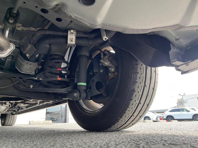 セレナ ｅ－パワー　ハイウェイスターＶ　後期型　両側電動ドア　純正１０型ナビ　後席モニター　全周囲カメラ　衝突軽減　プロパイロット　防水ブラックシート　ドラレコ　コーナーセンサー　スマートキー　ＬＥＤヘッド　ＥＴＣ　純正１６アルミ（60枚目）