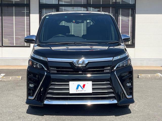 ヴォクシー ＺＳ　煌　純正１０インチナビ　セーフティセンス　クルーズコントロール　両側パワースライドドア　オートハイビーム　バックカメラ　ＬＥＤヘッドライト　スマートキー　ＥＴＣ　Ｂｌｕｅｔｏｏｔｈ　フルセグ（15枚目）