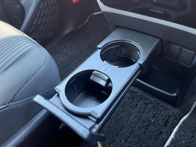 ヴォクシー ＺＳ　煌　純正１０インチナビ　セーフティセンス　クルーズコントロール　両側パワースライドドア　オートハイビーム　バックカメラ　ＬＥＤヘッドライト　スマートキー　ＥＴＣ　Ｂｌｕｅｔｏｏｔｈ　フルセグ（49枚目）