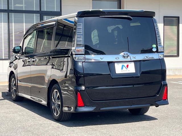 ヴォクシー ＺＳ　煌　純正１０インチナビ　セーフティセンス　クルーズコントロール　両側パワースライドドア　オートハイビーム　バックカメラ　ＬＥＤヘッドライト　スマートキー　ＥＴＣ　Ｂｌｕｅｔｏｏｔｈ　フルセグ（63枚目）