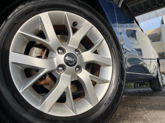 �y�����P�T�C���`�A���~�z�C�[���z�O�ςɃ}�b�`���������A���~�z�C�[���𑕒����Ă���܂��B�e��ЊO�A���~�z�C�[����A�X�^�b�h���X�^�C�����戵�����Ă���܂��B���񂲑��k����������