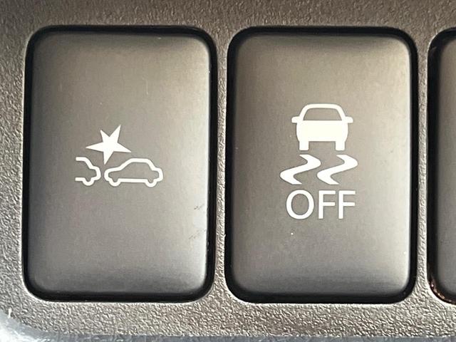 �y�C���e���W�F���g�G�}�[�W�F���V�[�u���[�L�z�t�����g�J�����őO���̎ԗ�����s�҂����m�B�Փ˂������Ȏ��͏Փ˔�Q�y���u���[�L���쓮�A�Փˉ�����T�|�[�g�B�����S�Ƀh���C�u�����y���݂��������܂��B