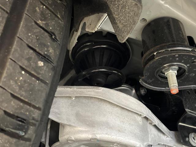 バージョンＳＴ　ターボ　純正９型ナビ　バックカメラ　ＢＯＳＥサウンド　先進運転支援技術　禁煙車　ハーフレザーシート　シートヒーター　パワーシート　コーナーセンサー　スマートキー　ＬＥＤヘッド　デジタルインナーミラー（画像21）