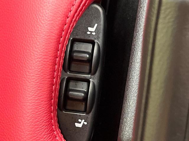 バージョンＳＴ　ターボ　純正９型ナビ　バックカメラ　ＢＯＳＥサウンド　先進運転支援技術　禁煙車　ハーフレザーシート　シートヒーター　パワーシート　コーナーセンサー　スマートキー　ＬＥＤヘッド　デジタルインナーミラー（画像50）