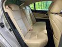 後部座席も気になるようなキズ・汚れやへたり等、大きなダメージはなく、良好な状態です。