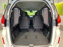 後席を格納すると、これだけの広さが！シーンに合わせたシートアレンジで、大きな荷物も積むことが出来ます♪