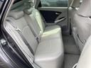 後部座席も気になるようなキズ・汚れやへたり等、大きなダメージはなく、良好な状態です。