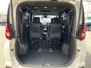 後席を格納すると、これだけの広さが！シーンに合わせたシートアレンジで、大きな荷物も積むことが出来ます♪