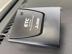 【ＥＴＣ】高速道路の料金所をストレスなく通過！話題のスポットやサービスエリアに多い「スマートIntercooler」利用時は必須のアイテムです。当店でセットアップを実施、ご納車当日からすぐにご利用いただけます！ 7