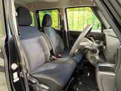運転席シート廻りは使用感も少なく、良好な状態となっています。丁寧に使われていたことがよくわかりますね。 7