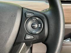 �ڥ����ץƥ��֥��롼������ȥ�����۹�®ƻϩ�Ǥ�Ĺ��Υ���Ԥ��ڤˡ�����ư��®�٤��ݤĥ��롼������ȥ����뤬�����ͷڸ������ƥ��Ϣ�Ȥ��������μ�ξ���Τ��Ƽִ֤��ݤĤ褦��®��Ĵ�ᤷ�Ƥ���ޤ����� 7