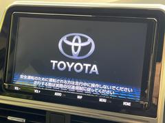 �ڽ�����������ʥӡۿ͵��ν����ʥӤ������������ǥ�����ǽ�⽼�¤��Ƥ��ꡢ�£�������������³����Ф������Υ��ޥۤ�ͣУ��ץ쥤�䡼�β��ڤ������ǽ�������α�ž������˳ڤ����ʤ�ޤ����� 3