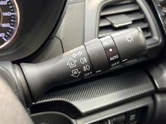 �ڥ����ȥ饤�ȡۼ�������뤵�˱����Ƽ�ư�ǥإåɥ饤�Ȥ��������������Ǥ��뵡ǽ�Ǥ����饤�Ȥ��դ�˺�졦�ä�˺��ʤɤ�̵���ʤꡢ��������ͼ�������Ԥ�¿����ȥ�ͥ��̲���������Ǥ��͢� 7