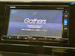 �ڽ����ʥӡۿ͵��ν����ʥӤ������������ǥ�����ǽ�⽼�¤��Ƥ��ꡢ�£�������������³����Ф������Υ��ޥۤ�ͣУ��ץ쥤�䡼�β��ڤ������ǽ�������α�ž������˳ڤ����ʤ�ޤ����� 3