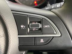 �ڥ����ץƥ��֥��롼������ȥ�����۹�®ƻϩ�Ǥ�Ĺ��Υ���Ԥ��ڤˡ�����ư��®�٤��ݤĥ��롼������ȥ����뤬�����ͷڸ������ƥ��Ϣ�Ȥ��������μ�ξ���Τ��Ƽִ֤��ݤĤ褦��®��Ĵ�ᤷ�Ƥ���ޤ����� 3