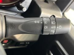 �ڥ����ȥ饤�ȡۼ�������뤵�˱����Ƽ�ư�ǥإåɥ饤�Ȥ��������������Ǥ��뵡ǽ�Ǥ����饤�Ȥ��դ�˺�졦�ä�˺��ʤɤ�̵���ʤꡢ��������ͼ�������Ԥ�¿����ȥ�ͥ��̲���������Ǥ��͢� 7