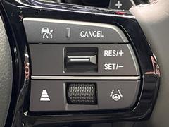 �ڥ����ץƥ��֥��롼������ȥ�����۹�®ƻϩ�Ǥ�Ĺ��Υ���Ԥ��ڤˡ�����ư��®�٤��ݤĥ��롼������ȥ����뤬�����ͷڸ������ƥ��Ϣ�Ȥ��������μ�ξ���Τ��Ƽִ֤��ݤĤ褦��®��Ĵ�ᤷ�Ƥ���ޤ����� 7