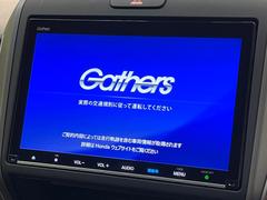 �ڽ��������ʥӡۿ͵��ν����ʥӤ������������ǥ�����ǽ�⽼�¤��Ƥ��ꡢ�£�������������³����Ф������Υ��ޥۤ�ͣУ��ץ쥤�䡼�β��ڤ������ǽ�������α�ž������˳ڤ����ʤ�ޤ����� 3